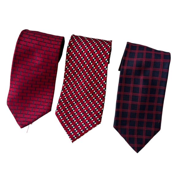 Lot Of Three Red Navy Print Silk Ties Tommy Hilfiger Bert Pulitzer Tongue Tied - Picture 1 of 6
